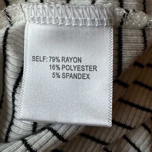 Jane & Delancey Striped 3/4 Sleeve Knit Top Women’s Small White Black - Picture 6 of 7